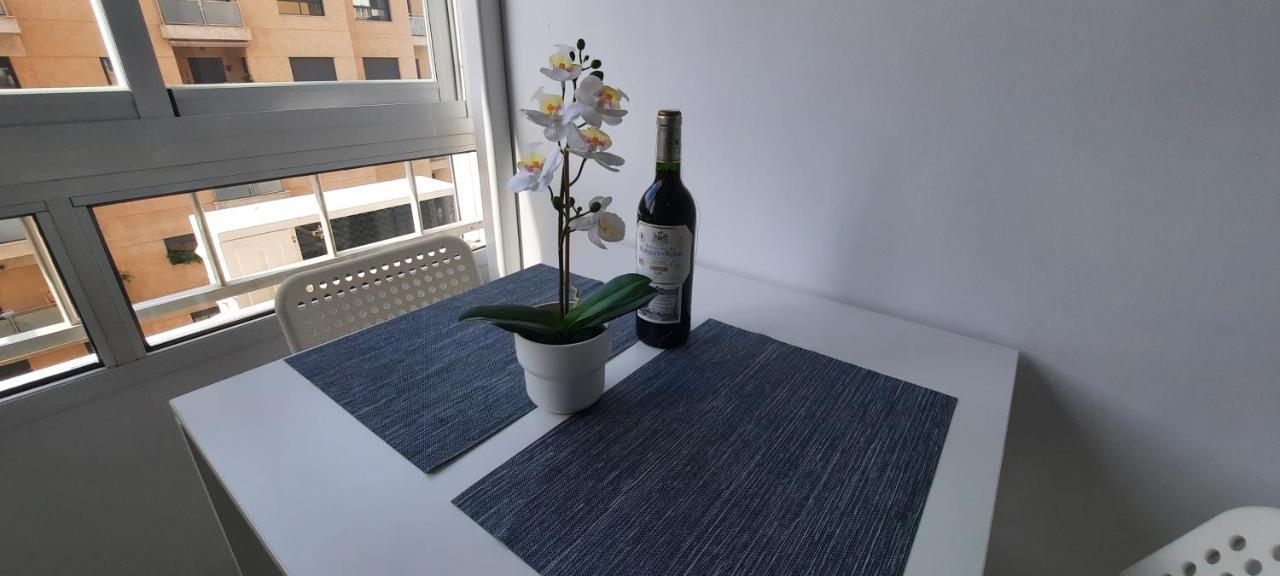 Estudio Torremolinos Centro By Ava Apartments Wifi Y Smart Tv Luaran gambar